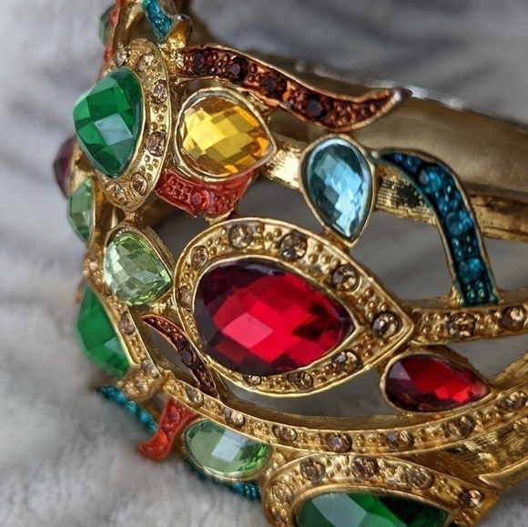 COLORFUL Crystal rhinestone floral flower bracelet - Picture 4 of 7